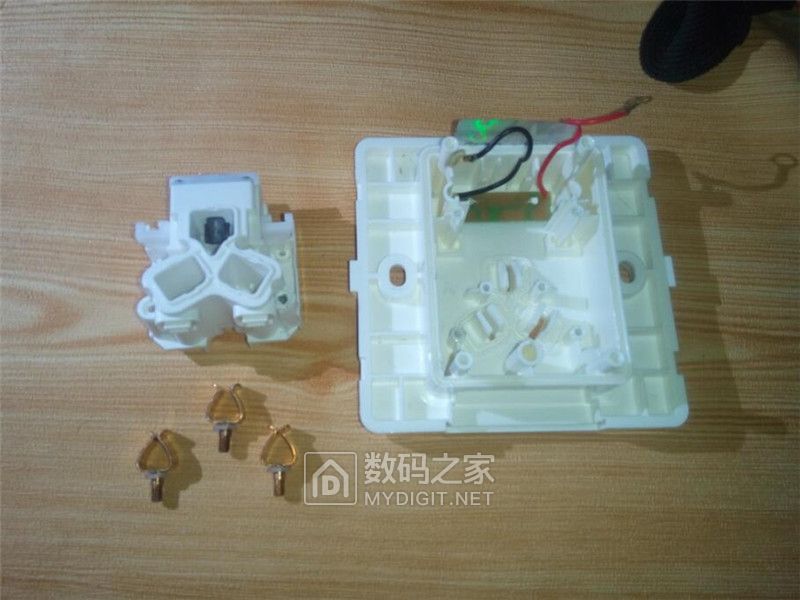 中科电工和公牛插座哪个好,中科电工开关插座质量怎么样