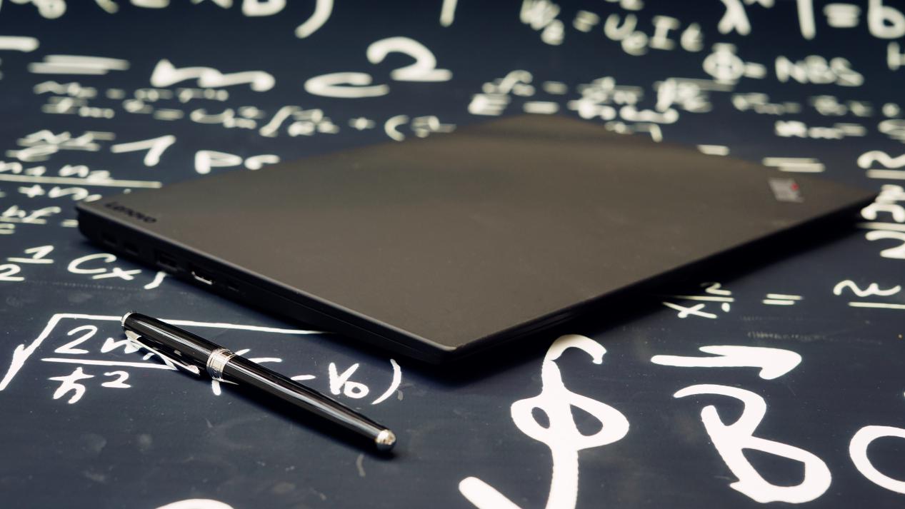 如何评价最新发布的thinkpad x1 carbon (thinkpad x1 carbon2021与2022)