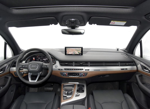 奥迪q7豪车,奥迪q7豪车版