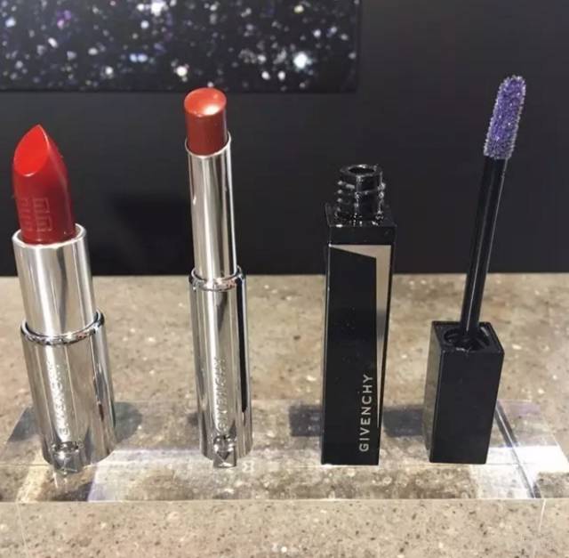 哪个牌子的圣诞限量款好,各个品牌的圣诞限定翻车