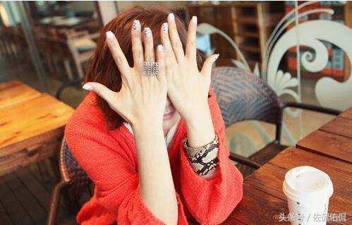 十二星座巨蟹座男和天秤座女情侣,十二星座情侣配对巨蟹座女