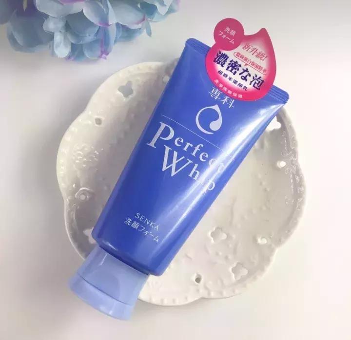 干皮补水保湿推荐秋季,男士秋季保湿补水