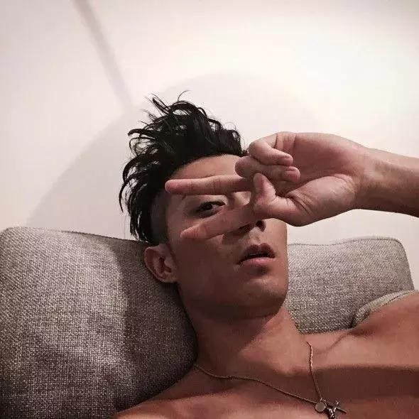 周柏豪的年度报告,周柏豪帅