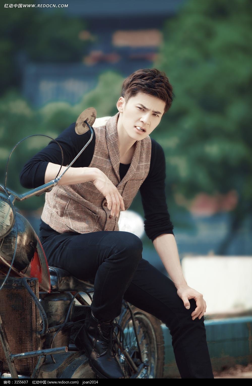 对胎宝宝说妈妈不要你了的危害,经常对胎宝宝说他爸爸的坏话