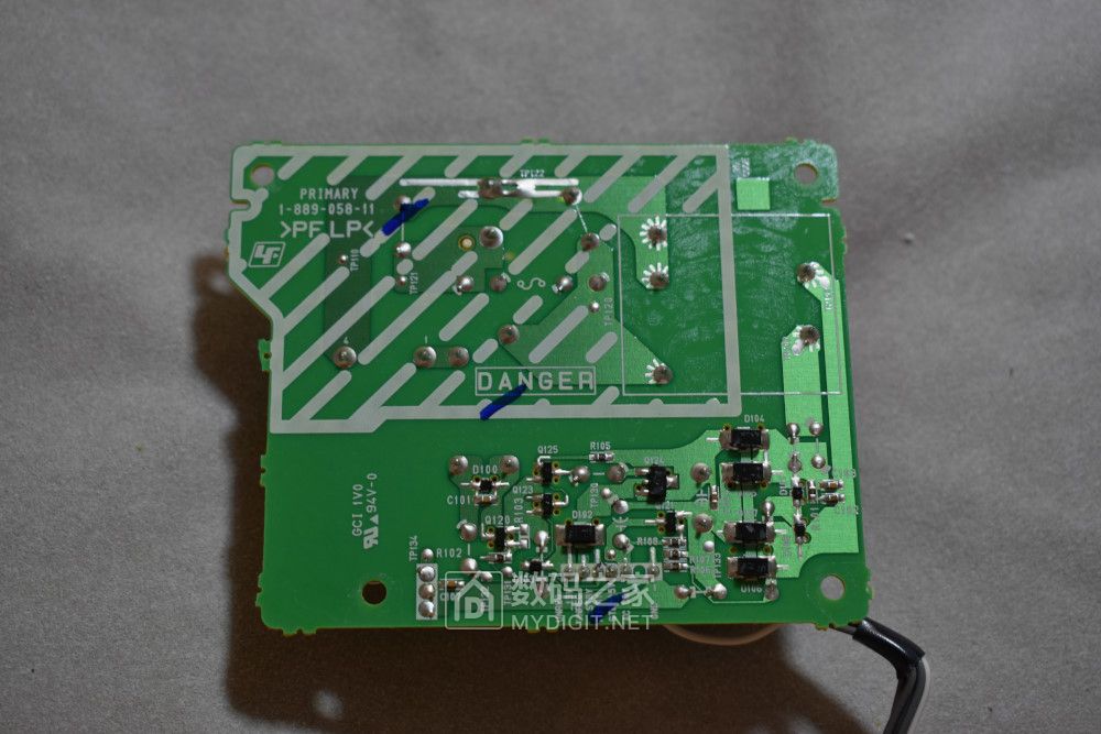 索尼uda1听感评测,索尼vf1功放拆解