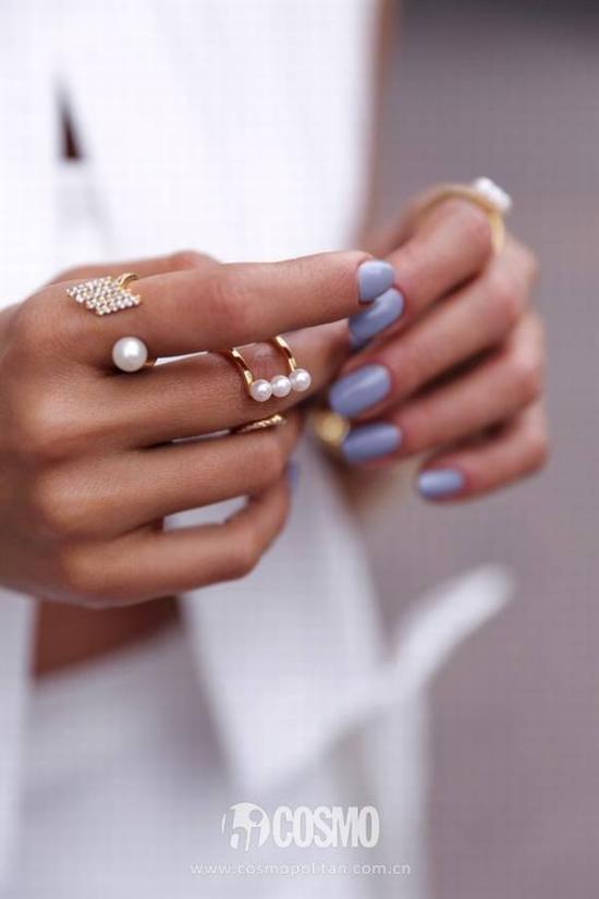 复古珍珠衣服搭配,珍珠可以搭配休闲服