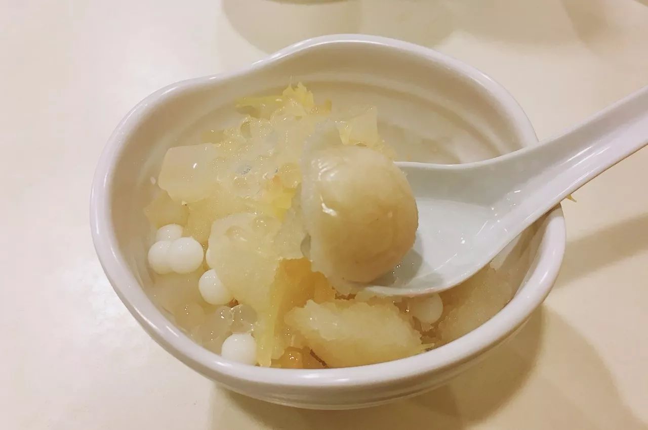 最后一秒的锦囊：去香港住哪里吃什么玩什么？