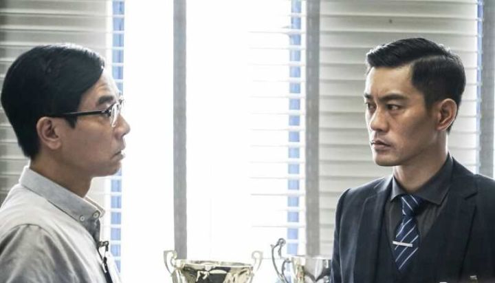 演李小龙演员陈国坤,李小龙传奇导演陈国坤