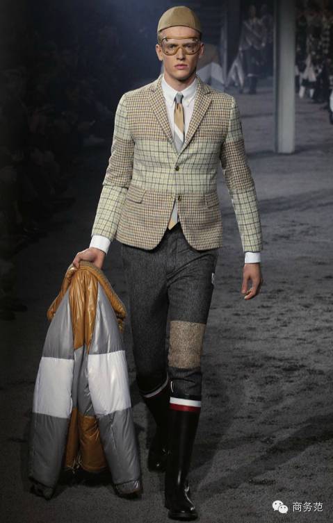 马云穿加拿大鹅牌羽绒服,马云羽绒服moncler