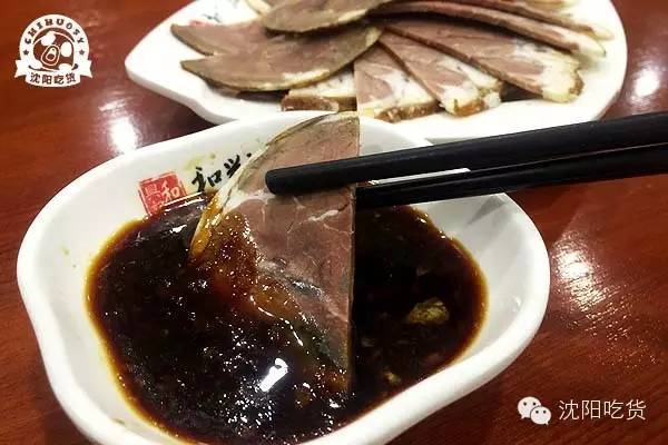 粘火勺热乎乎吃出幸福感,1.5元带来的快乐