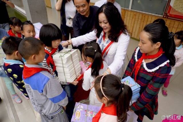 一个价值连城的IP是怎样炼成的—杨红樱印象