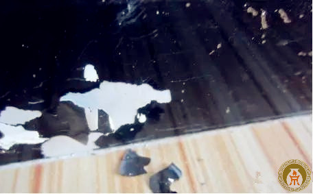 什么?瓷砖还会“脱皮”!