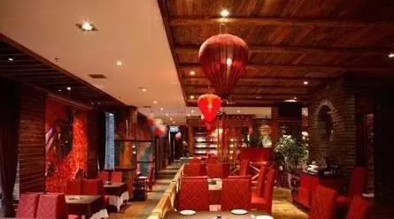 贵阳美食地图及路线,贵阳喷水池地铁站美食街