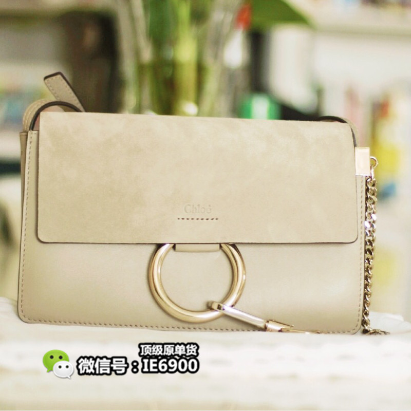 年入百万美女主播欧洲疯狂购买大牌包包，看完觉得她有钱好任性!