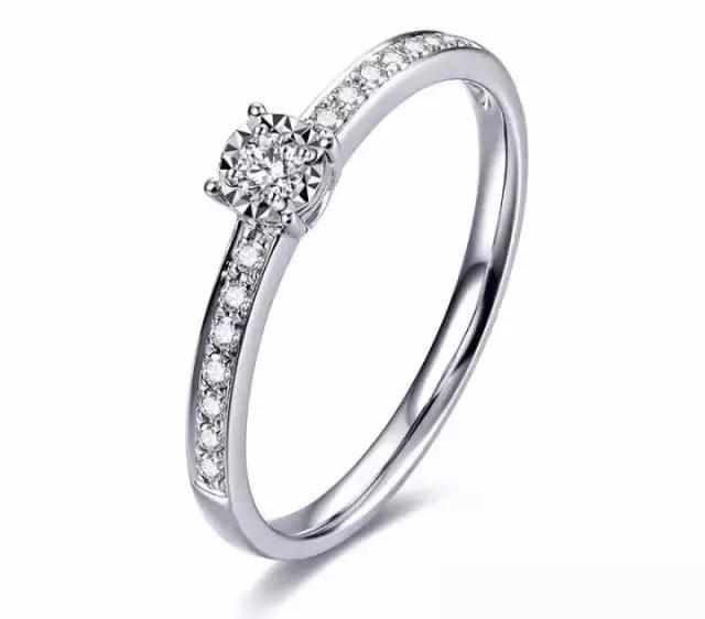 买婚戒推荐买哪个品牌的,婚戒一定要买品牌吗