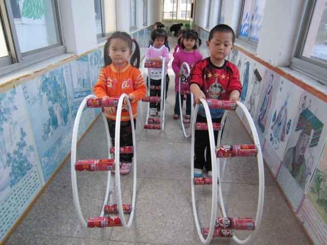 幼儿园自制体育器械有哪些,幼儿园自制户外体育器械手脚并用