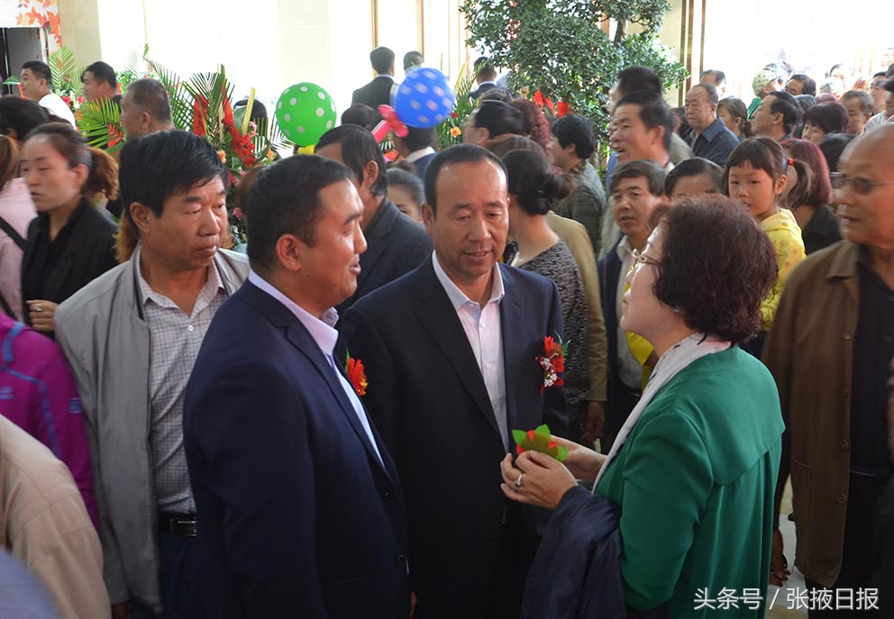 张掖鑫汇国际时代广场大屏,张掖市鑫汇国际时代广场一周年庆