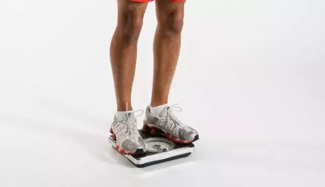 你知道为什么膝盖总疼么,膝关节磨损恢复方法