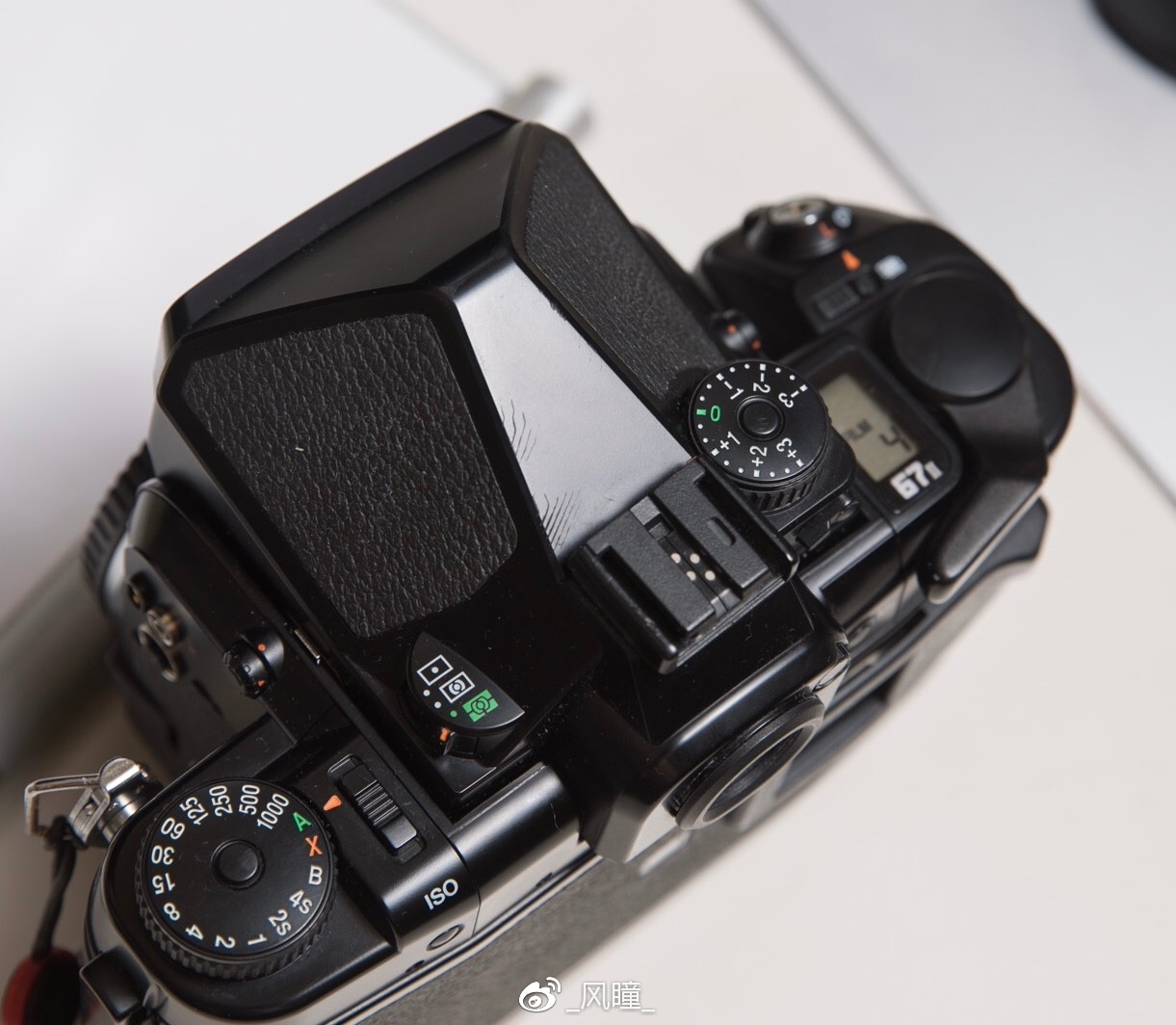 宾得67镜头在全幅上的表现,自带200mm镜头的数码相机