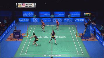 双打可以变换站位吗,双打可以错位接球吗