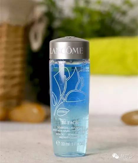 素颜淡妆女神必备色,素颜女生要知道什么化妆品最好