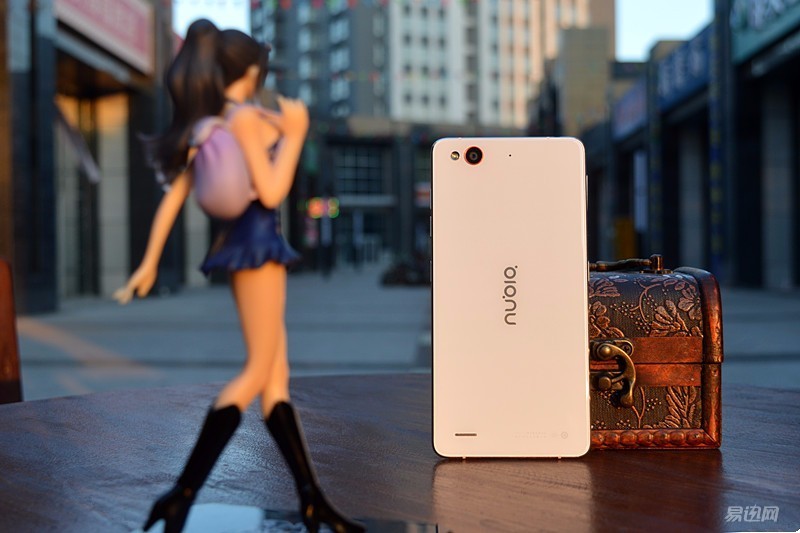 佳能尼康新手入门推荐,佳能尼康入门单反哪个好