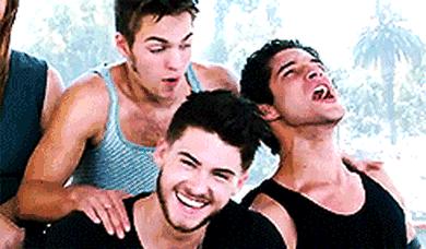 愚人节！跟傻人学大智慧 | 炫色安利微商