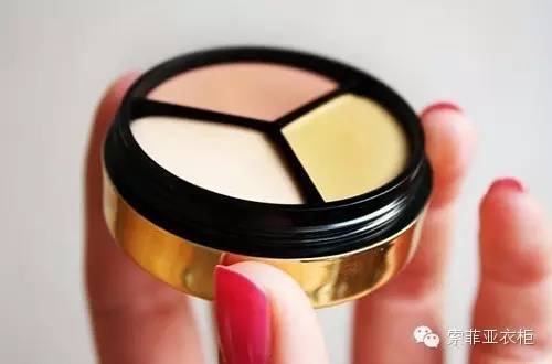 过期化妆品不扔掉,舍不得扔过期化妆品