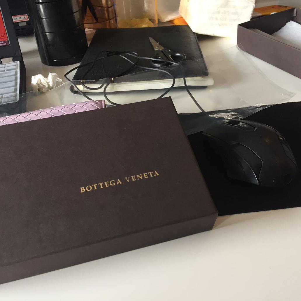 bv钱包真假辨别,bv钱包真假细节图微商