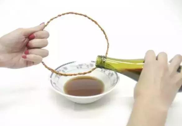 首饰脏了在家怎样清洗,首饰脏了怎么来清洗