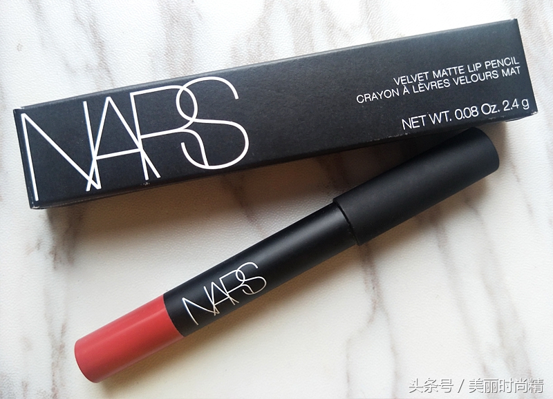 试色唇膏笔香奈儿,nars唇膏笔哪个色号好看