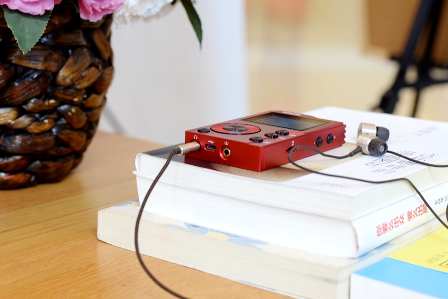 可做笔记本外置声卡，这款HIFI音乐*放播**器有点狠！你会买吗？