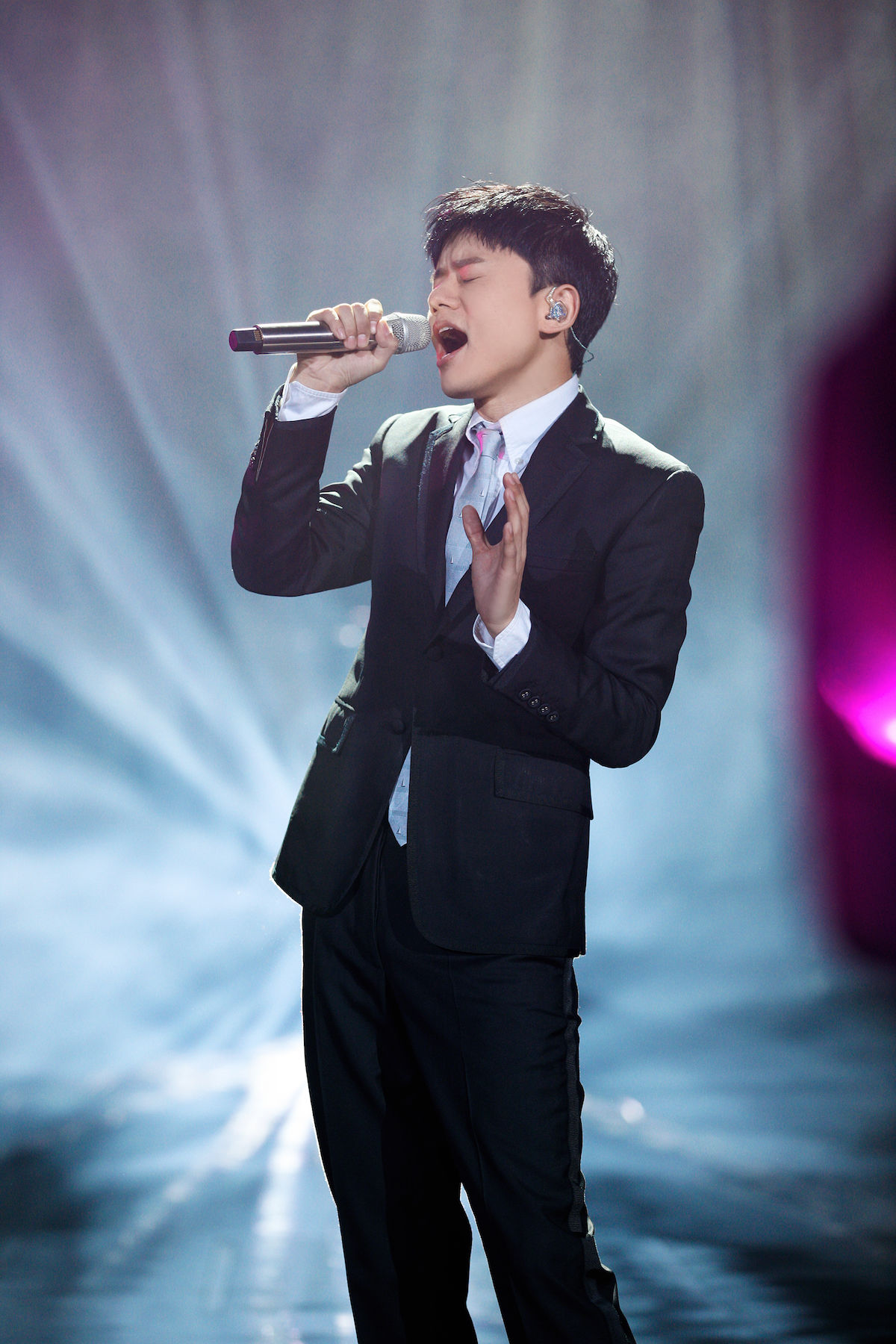 张杰那么有实力为什么还有人黑他,张杰为什么会被人说土