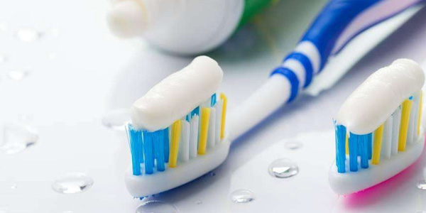 脸上的黑头能去除吗,脸上痘痘黑头怎么去除