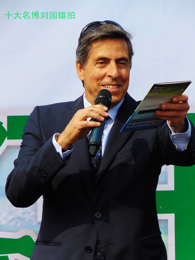 菲戈足球培训,菲戈和c罗训练照