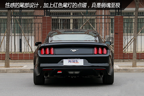 白色野马mustang提车,海淘车