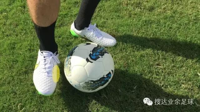别闹了,球不是这么传滴,快来学习正确方法