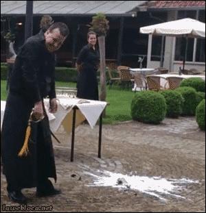 起泡酒如何打开不会喷,起泡酒的三种开法