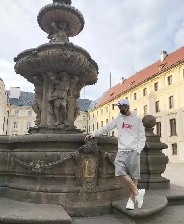 那么多女明星，为什么鹿晗偏偏选中了97年的关晓彤？