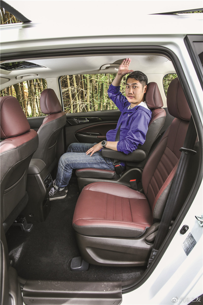 17长安mpv凌轩跑高速视频,试驾长安凌轩