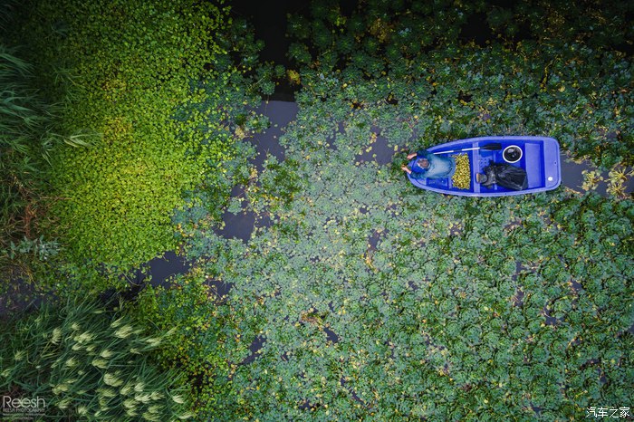 宝马X6，不谈性能如何！自驾遇上大雨还被拍成大片，颜值绝对够！