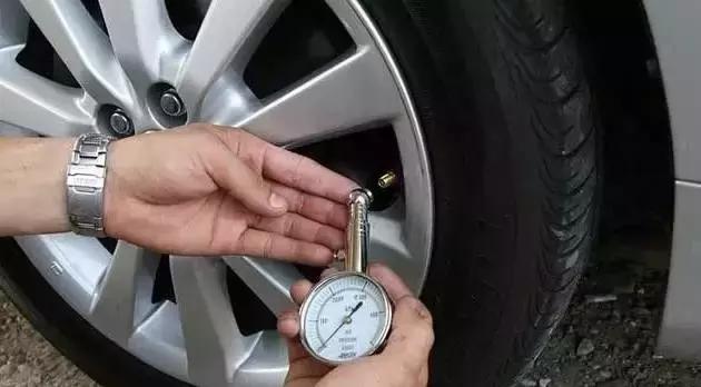 老车起步特别肉是什么原因,车子越来越肉