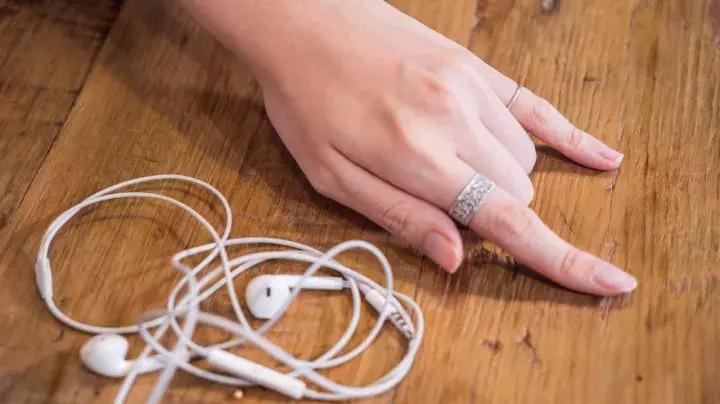 包包乱糟糟，这几招让你闭眼就能找东西