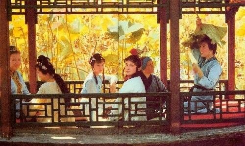 金光闪闪的右安门！