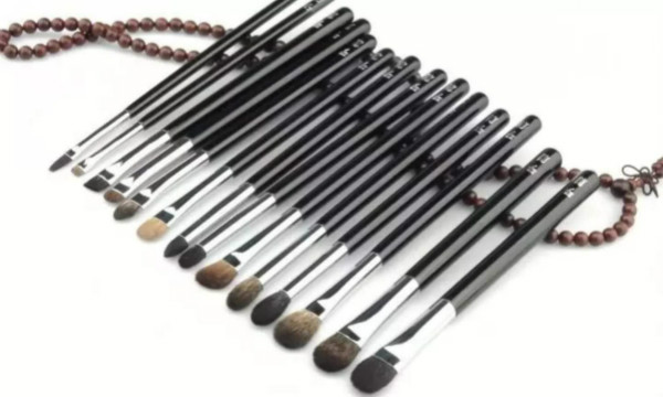 好物推荐化妆刷,眼部便携懒人化妆刷