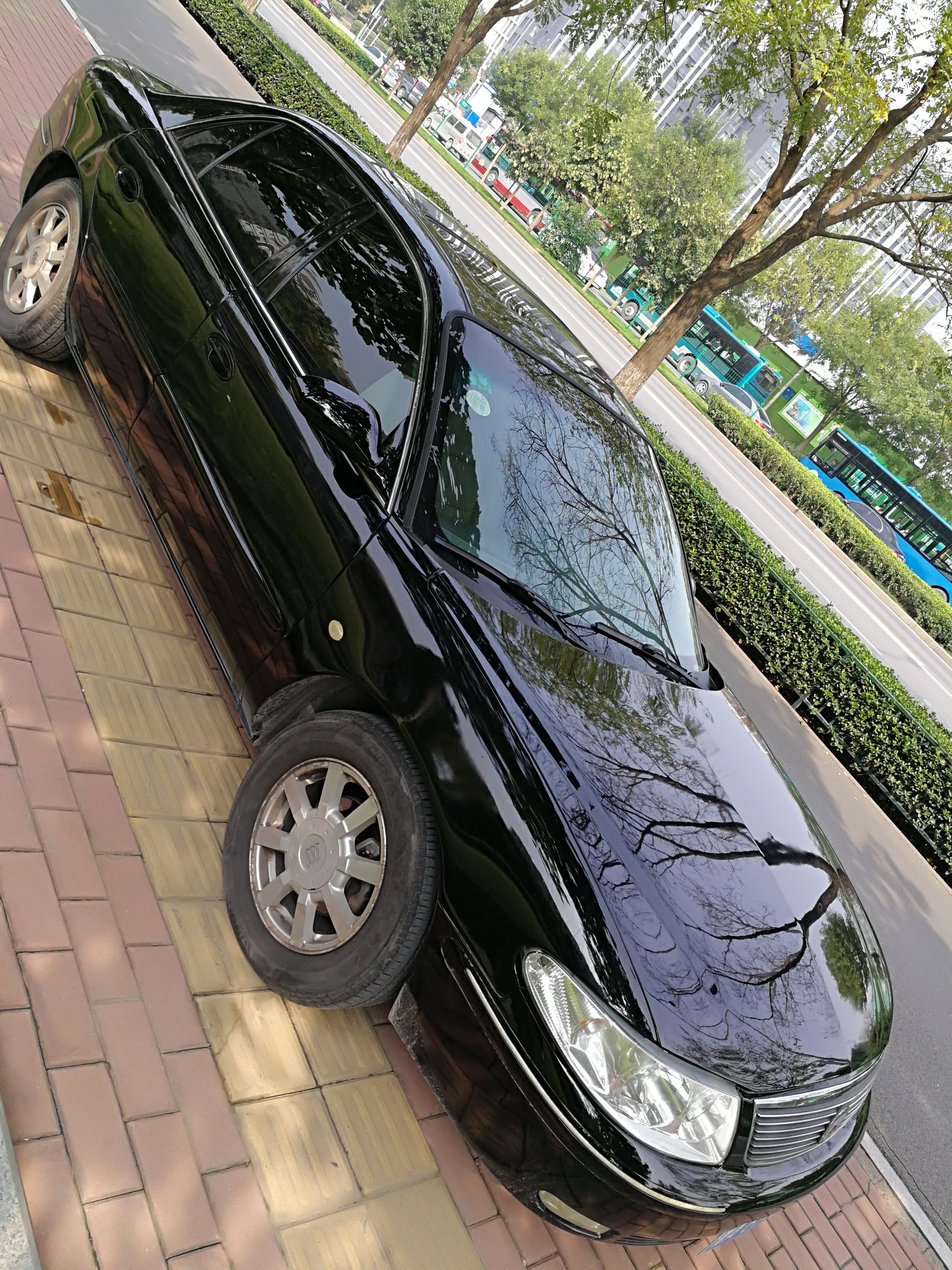 2010别克君威3.0豪华版v6多少个油,全新05款别克君威3.0豪华版v6