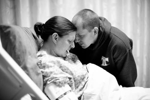 分娩如何减轻痛苦和紧张,如何消除分娩的恐惧和忧虑