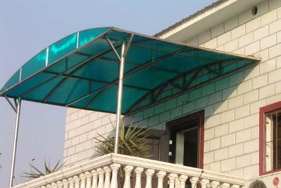 阳台雨棚防雨滴声小妙招,阳台滴水到雨棚太吵怎么办