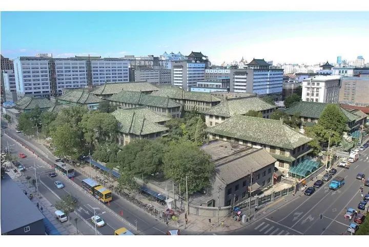 绫冲競澶ц,绫冲競澶ц鍝噷濂界帺