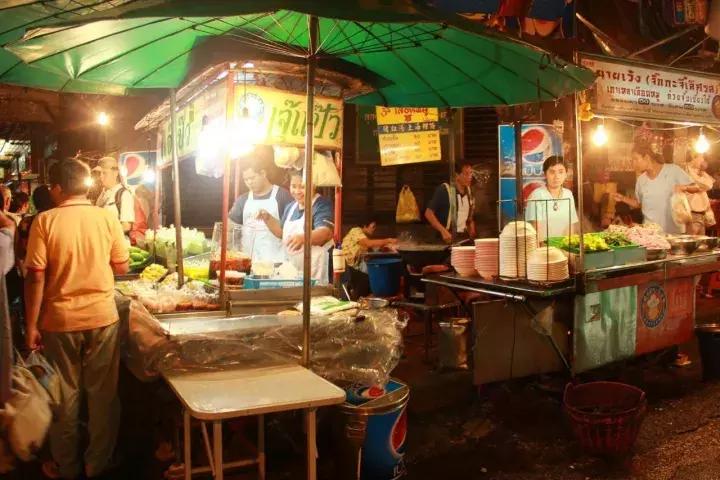 泰国曼谷小吃街攻略,泰国曼谷最便宜小吃